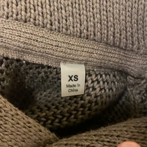 Essentials Fear of God Graphic Print Crew Neck Sweater
Size: XS - Picture 6 of 8